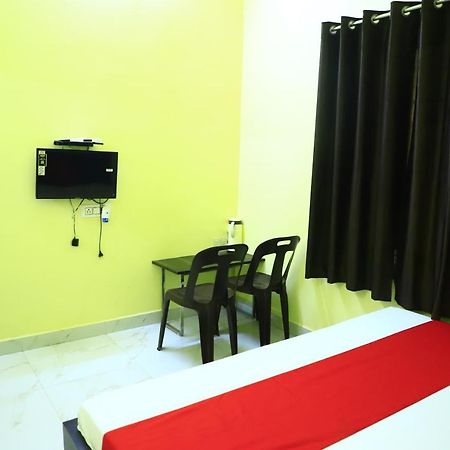 Shivraj Homestay Mathura Extérieur photo